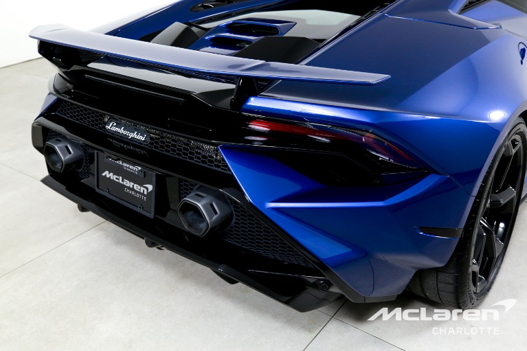 Used-2024-Lamborghini-Huracan-Tecnica
