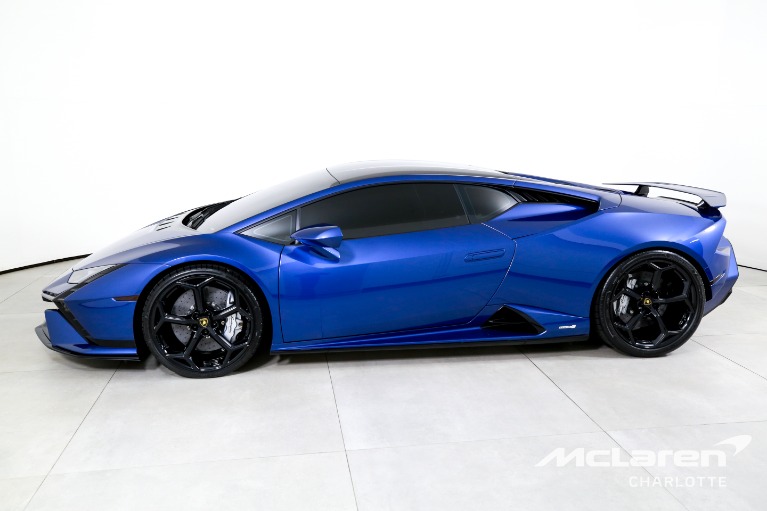 Used-2024-Lamborghini-Huracan-Tecnica