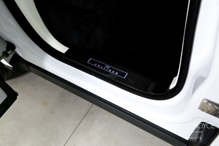 Used-2023-Rolls-Royce-Black-Badge-Cullinan