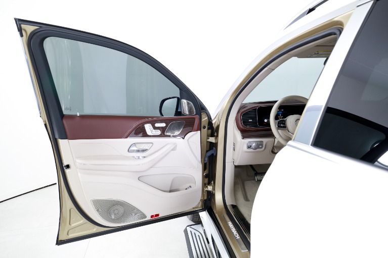 Used-2023-Mercedes-Benz-GLS-Mercedes-Maybach-GLS-600-4MATIC