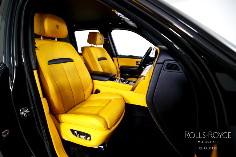 Used-2022-Rolls-Royce-Cullinan