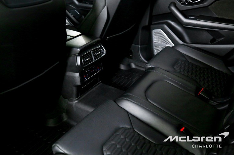 Used-2019-Lamborghini-Urus