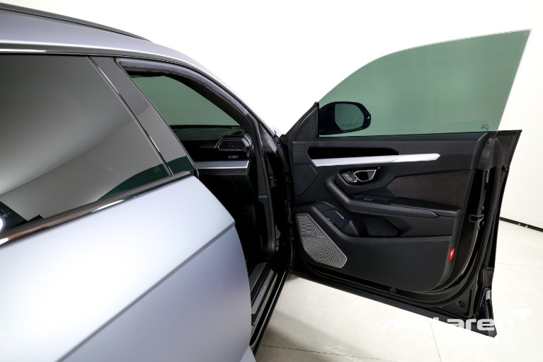 Used-2019-Lamborghini-Urus