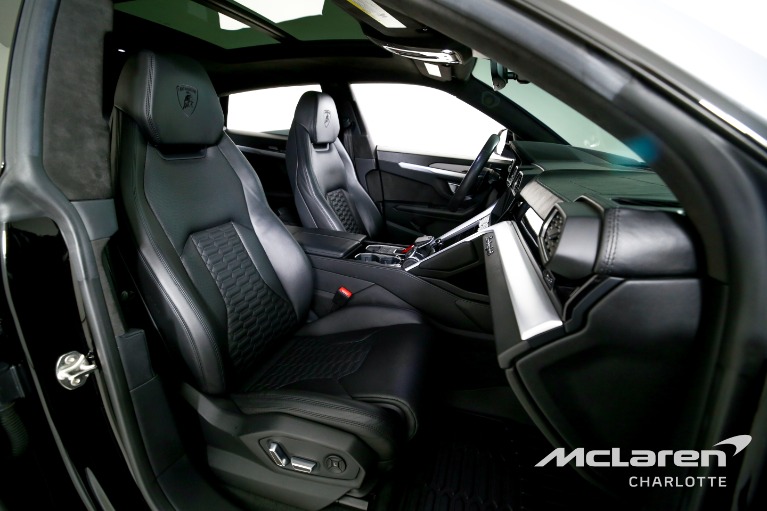 Used-2019-Lamborghini-Urus