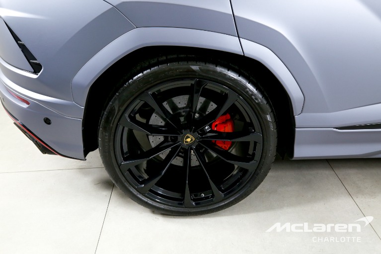 Used-2019-Lamborghini-Urus