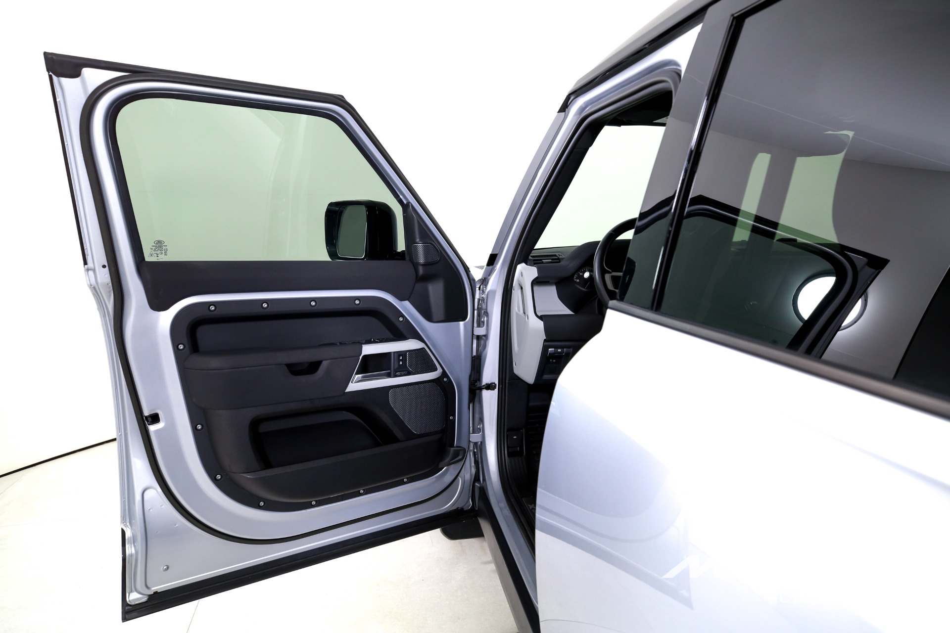 Used 2023 Land Rover Defender 110 X-Dynamic SE | Charlotte, NC