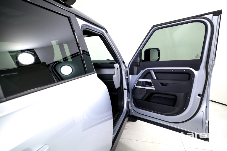 Used-2023-Land-Rover-Defender-110-X-Dynamic-SE