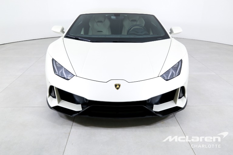 Used-2022-Lamborghini-Huracan-EVO