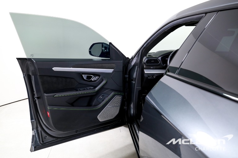 Used-2020-Lamborghini-Urus