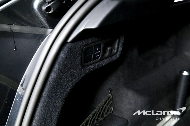 Used-2020-Lamborghini-Urus