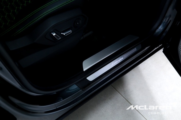 Used-2020-Lamborghini-Urus