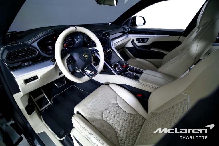 Used-2019-Lamborghini-Urus