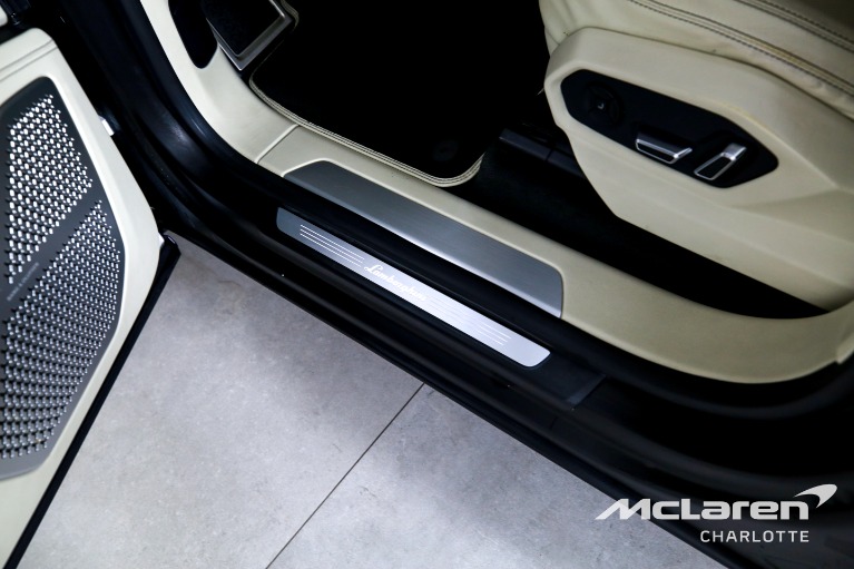 Used-2019-Lamborghini-Urus