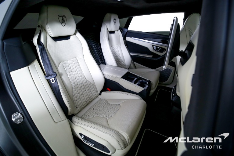 Used-2019-Lamborghini-Urus