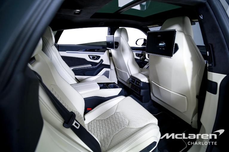 Used-2019-Lamborghini-Urus