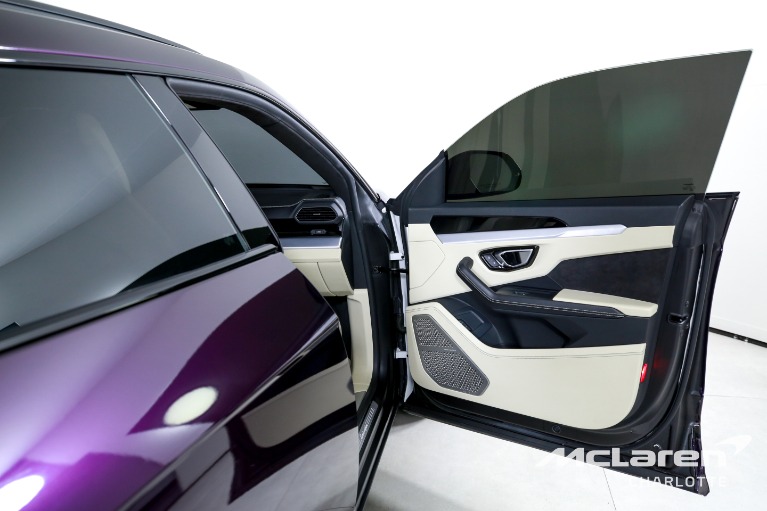 Used-2019-Lamborghini-Urus