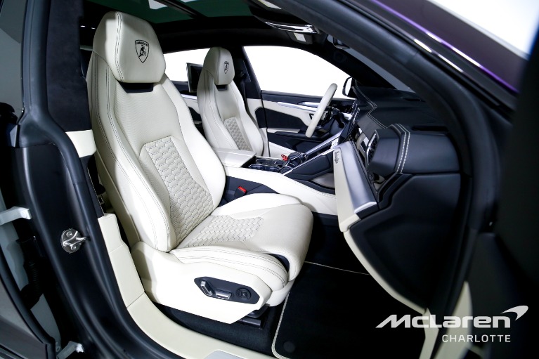 Used-2019-Lamborghini-Urus