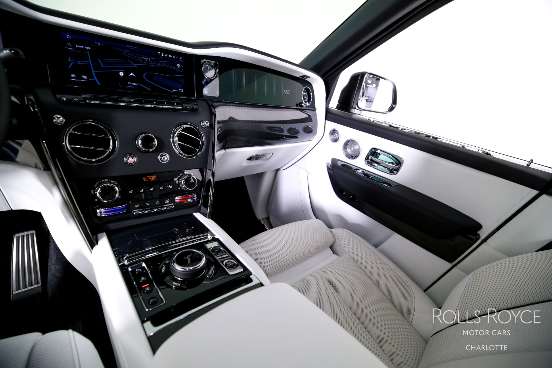 Used 2025 Rolls-Royce Black Badge Cullinan  | Charlotte, NC