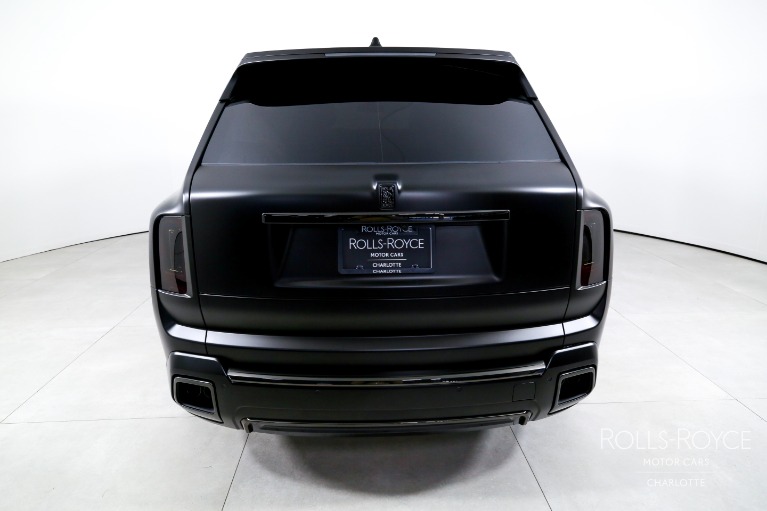 Used-2025-Rolls-Royce-Black-Badge-Cullinan