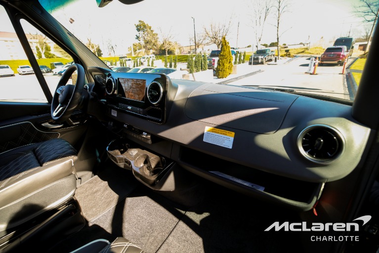 New-2026-Mercedes-Benz-Sprinter-Luxe-Cruiser