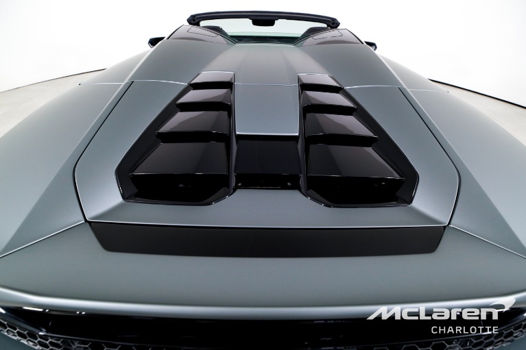 Used-2021-Lamborghini-Huracan-EVO-Spyder