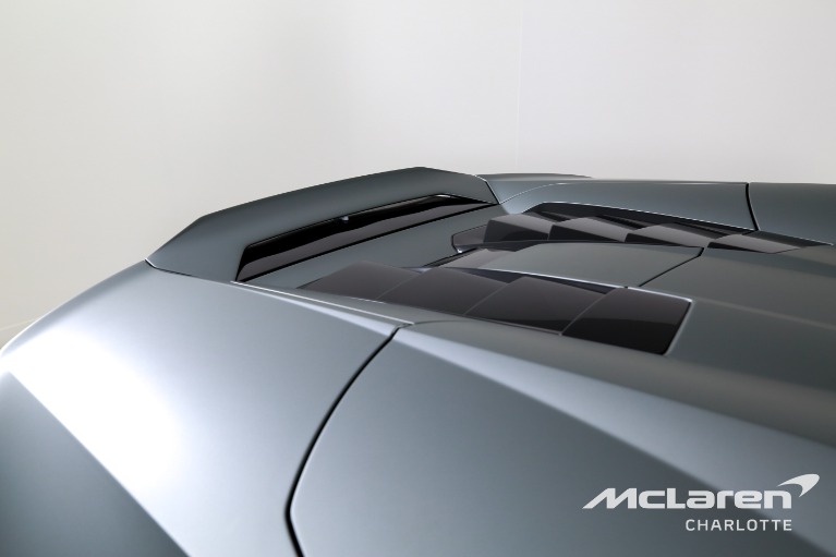 Used-2021-Lamborghini-Huracan-EVO-Spyder