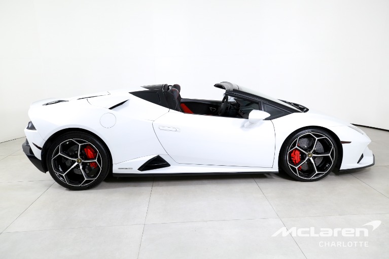 Used-2020-Lamborghini-Huracan-EVO-Spyder