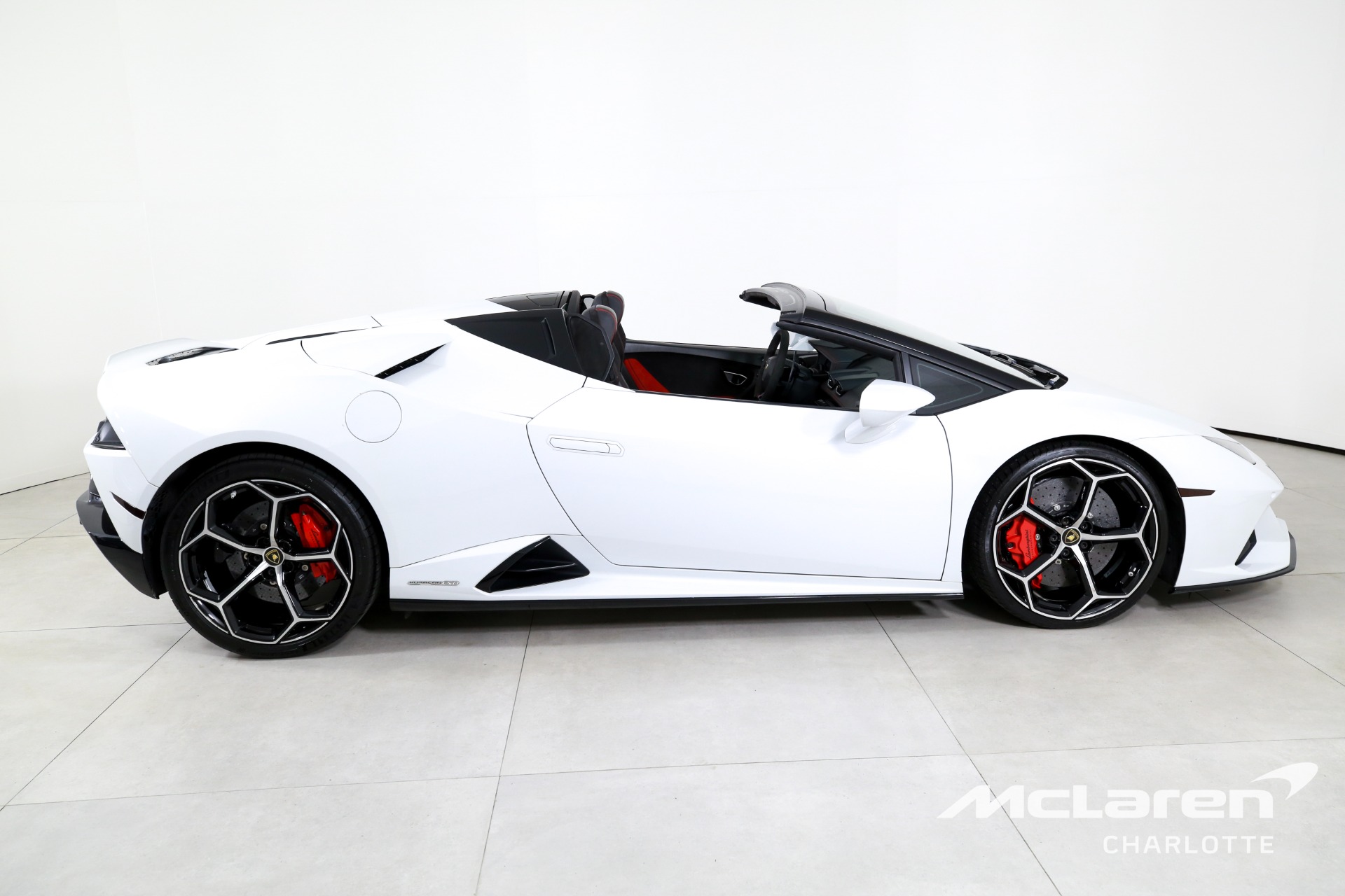 Used 2020 Lamborghini Huracan EVO Spyder | Charlotte, NC