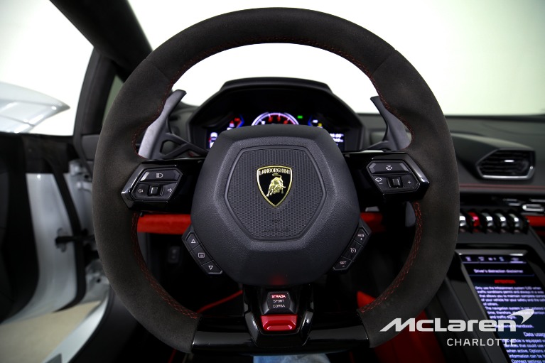 Used-2020-Lamborghini-Huracan-EVO-Spyder