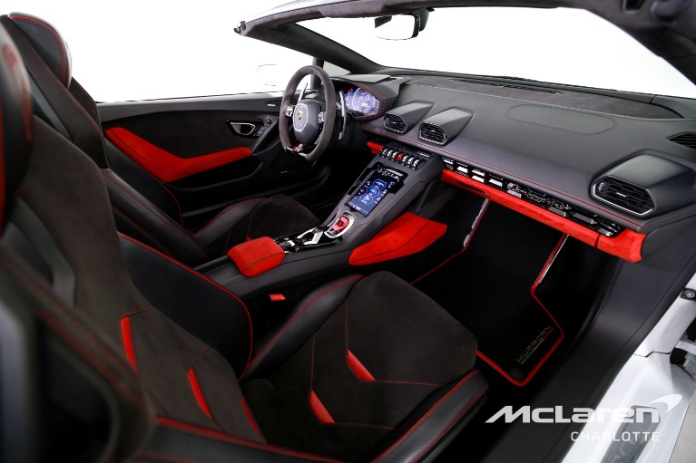 Used-2020-Lamborghini-Huracan-EVO-Spyder