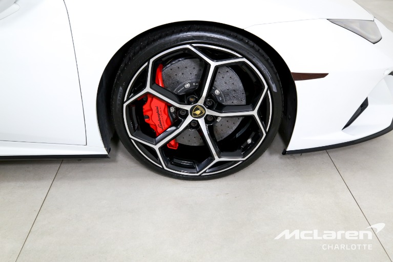 Used-2020-Lamborghini-Huracan-EVO-Spyder