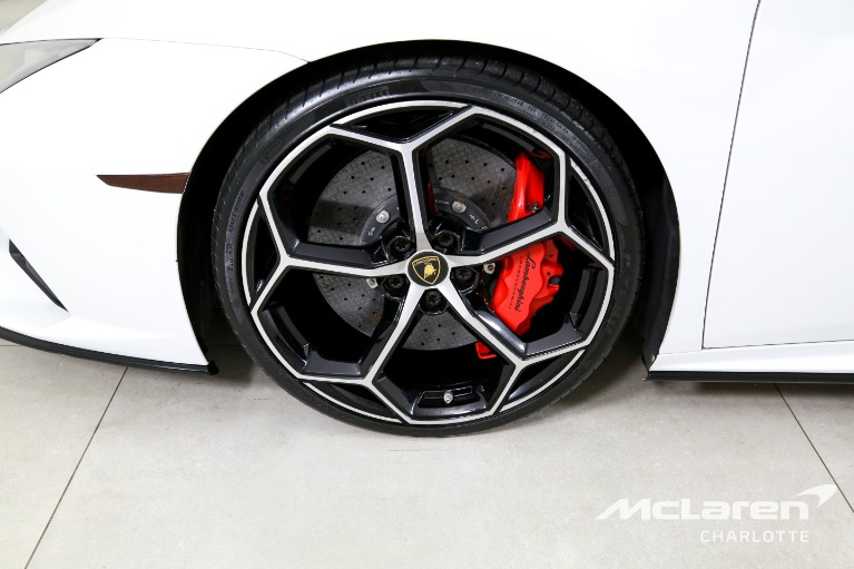 Used-2020-Lamborghini-Huracan-EVO-Spyder