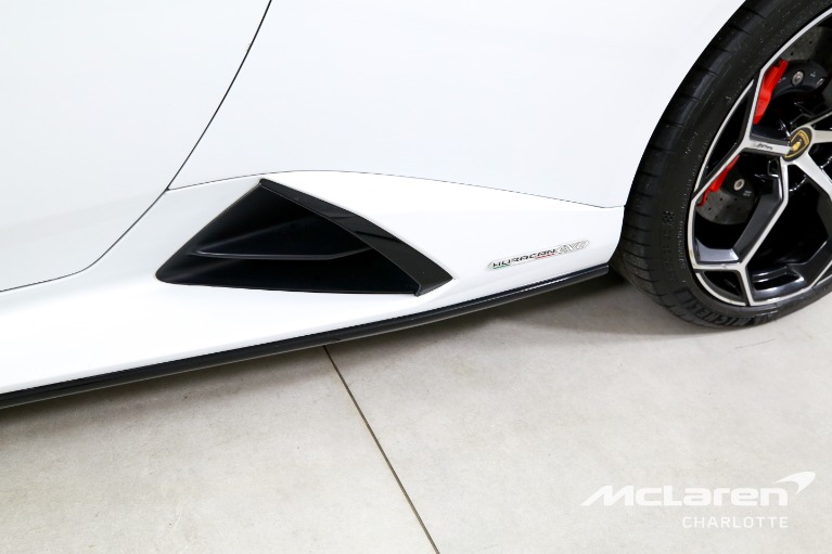 Used-2020-Lamborghini-Huracan-EVO-Spyder