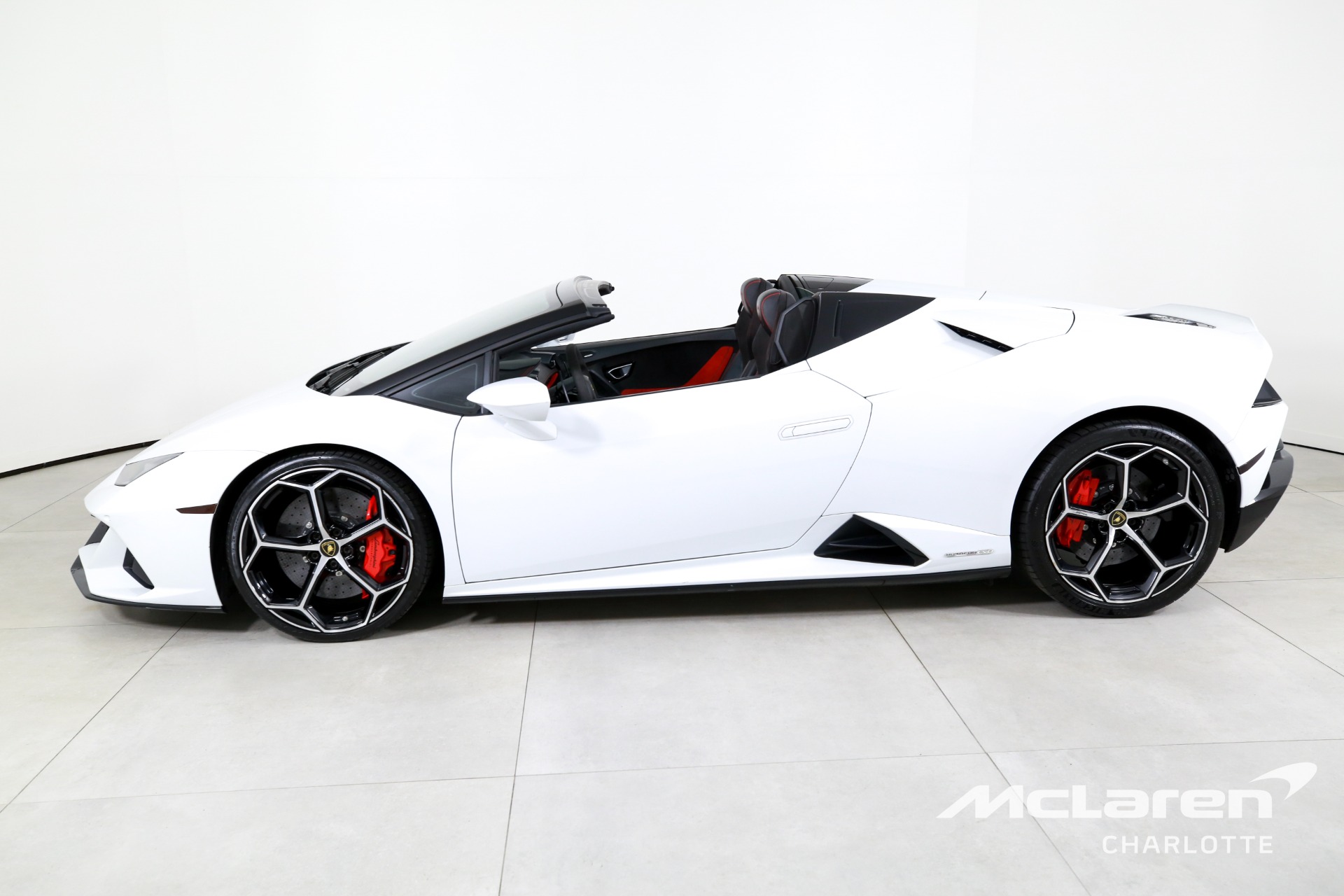 Used 2020 Lamborghini Huracan EVO Spyder | Charlotte, NC