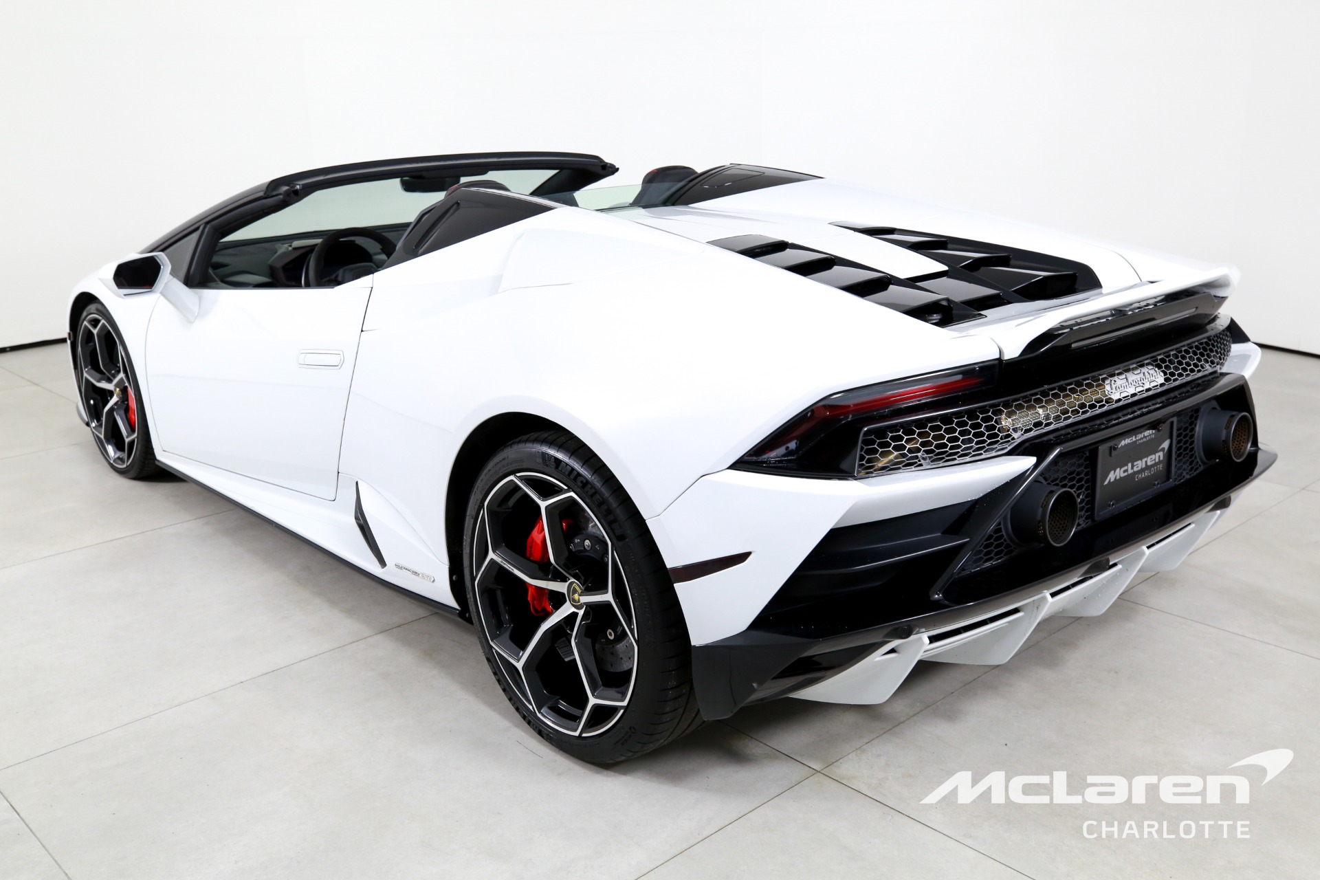 Used 2020 Lamborghini Huracan EVO Spyder | Charlotte, NC