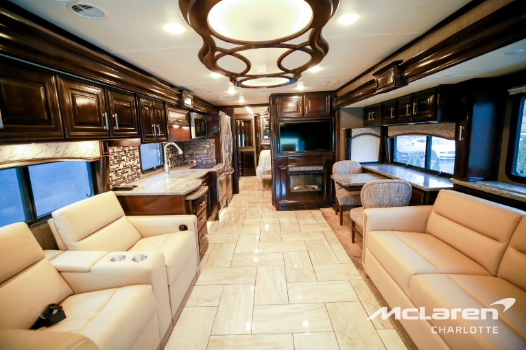 Used-2018-FREIGHTLINER-CUSTOM-CHASSIS