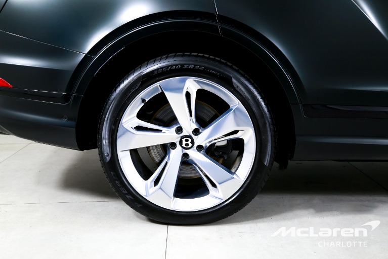 Used-2023-Bentley-Bentayga-EWB-V8