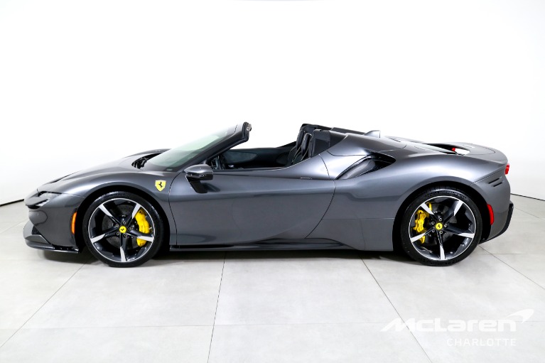 Used-2022-Ferrari-SF90-Spider