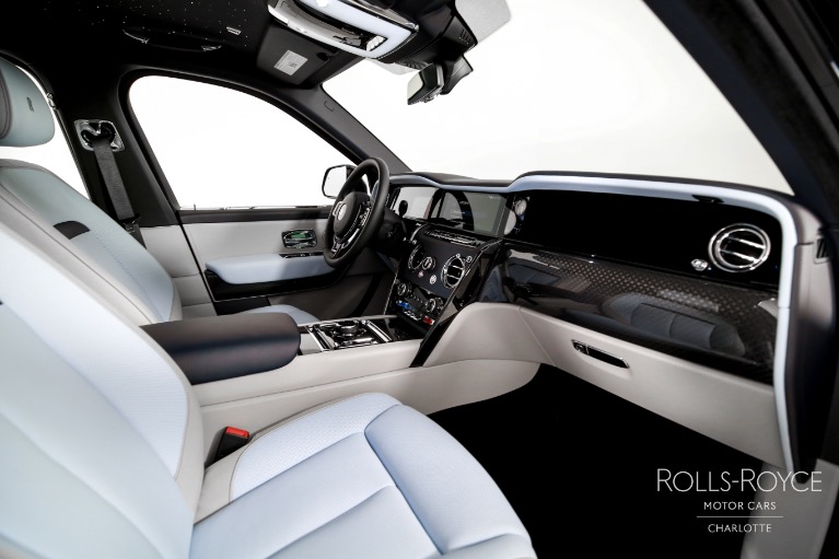 New-2026-Rolls-Royce-Black-Badge-Cullinan