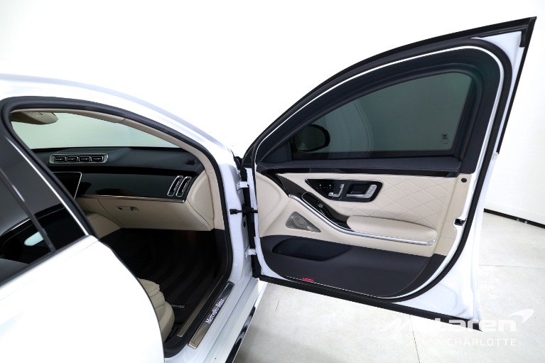 Used-2024-Mercedes-Benz-S-Class-S-580-4MATIC