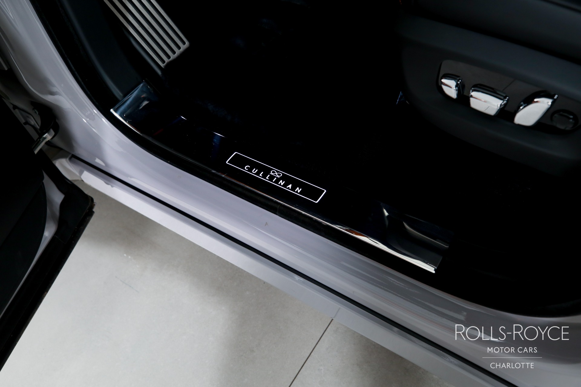 Used 2026 Rolls-Royce Black Badge Cullinan  | Charlotte, NC