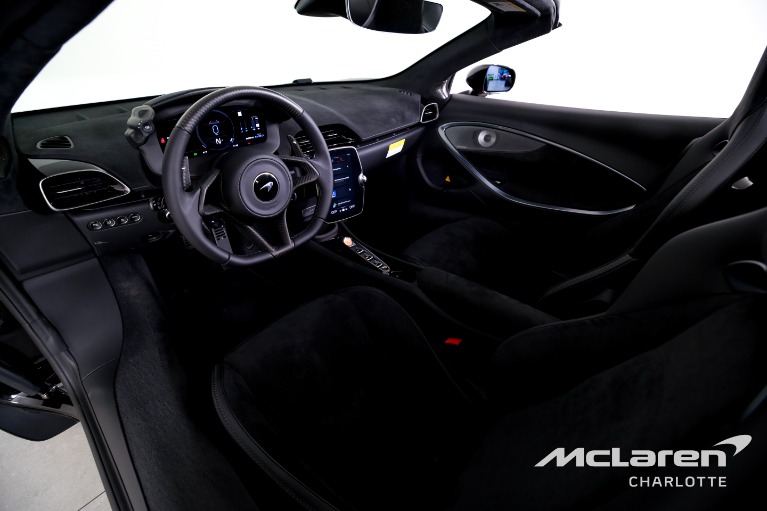 New-2026-McLaren-Artura-Spider