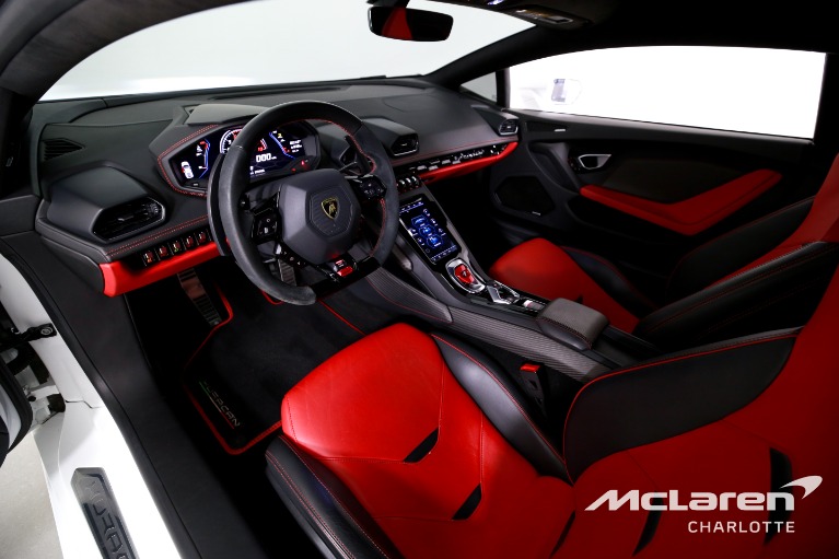 Used-2020-Lamborghini-Huracan-EVO