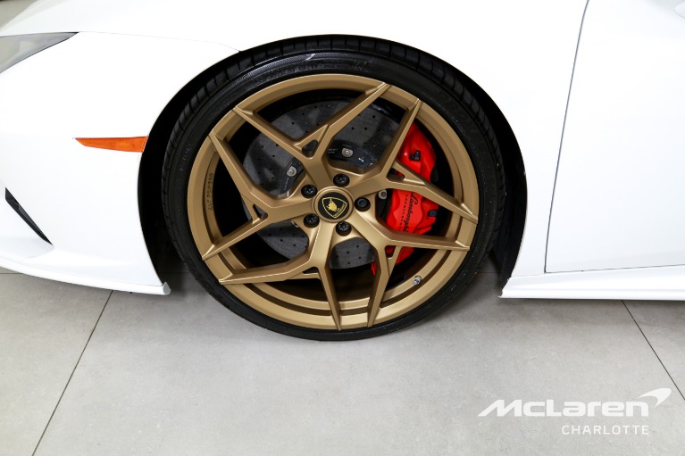 Used-2020-Lamborghini-Huracan-EVO