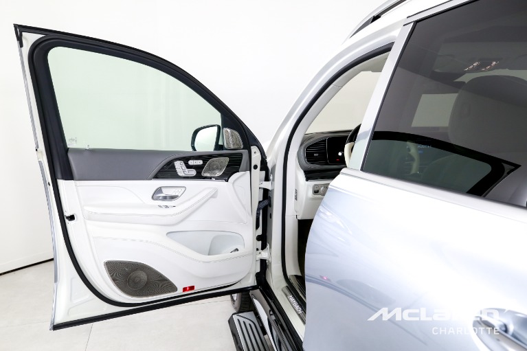 Used-2023-Mercedes-Benz-GLS-Mercedes-Maybach-GLS-600-4MATIC