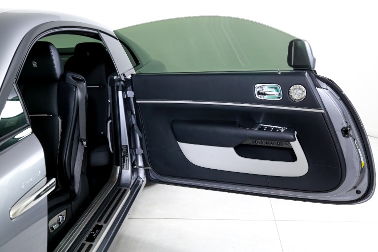 Used-2020-Rolls-Royce-Wraith-Black-Badge