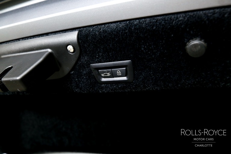 Used-2020-Rolls-Royce-Wraith-Black-Badge