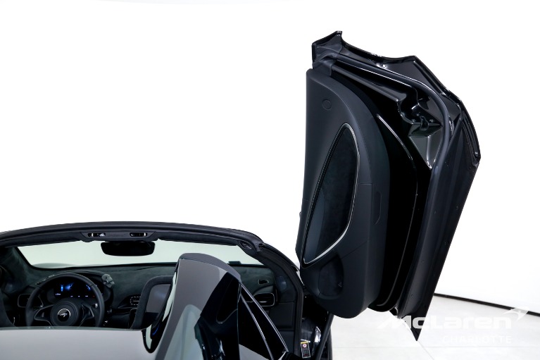 New-2026-McLaren-Artura-Spider