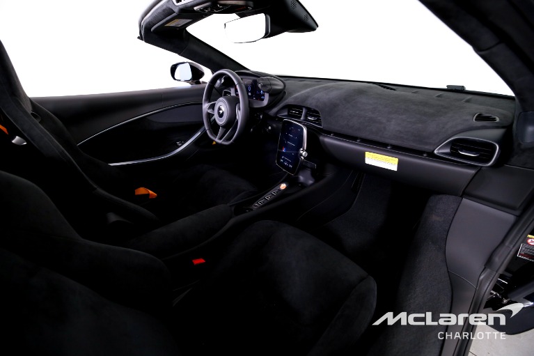 New-2026-McLaren-Artura-Spider