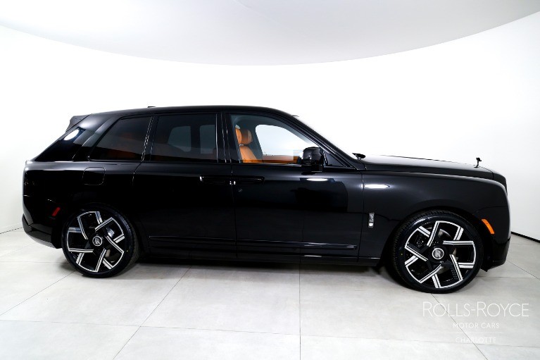 New-2026-Rolls-Royce-Black-Badge-Cullinan